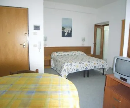 Parco Carabella 3* Вьесте
