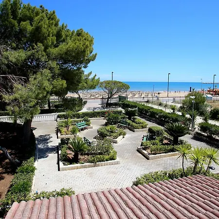 Parco Carabella 3* Вьесте